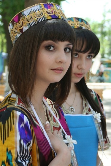 Кадры из Суперневестка (2010)