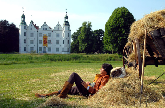 Кадры из Храбрый портняжка (2008)