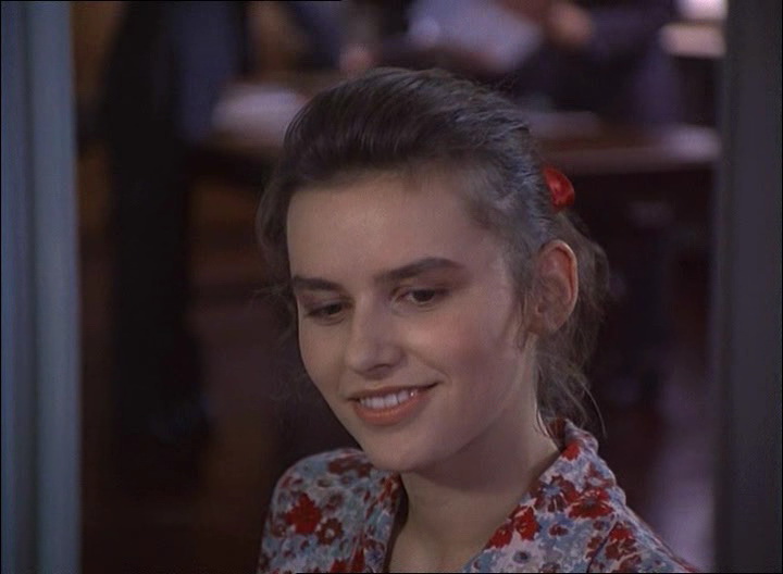 Кадры из Осторожно, перестройка (1990)