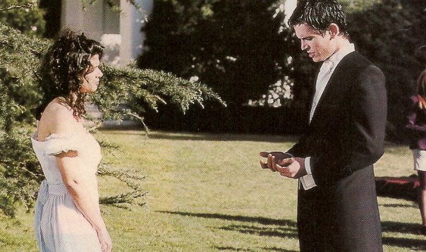 Кадры из Богатые и знаменитые (1997)