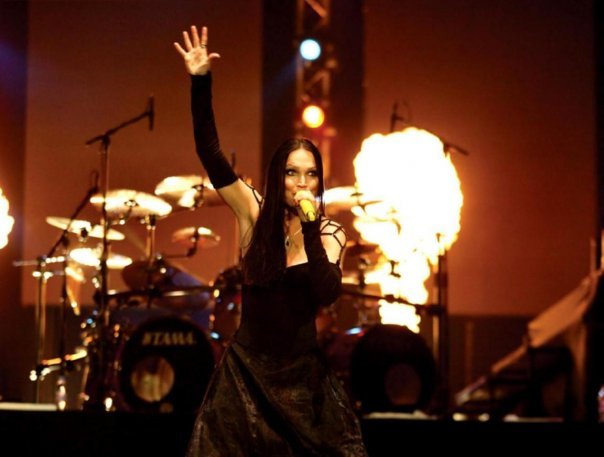 Кадры из Nightwish: Конец эры (2006)