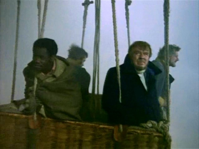 Кадры из Таинственный остров (1973)