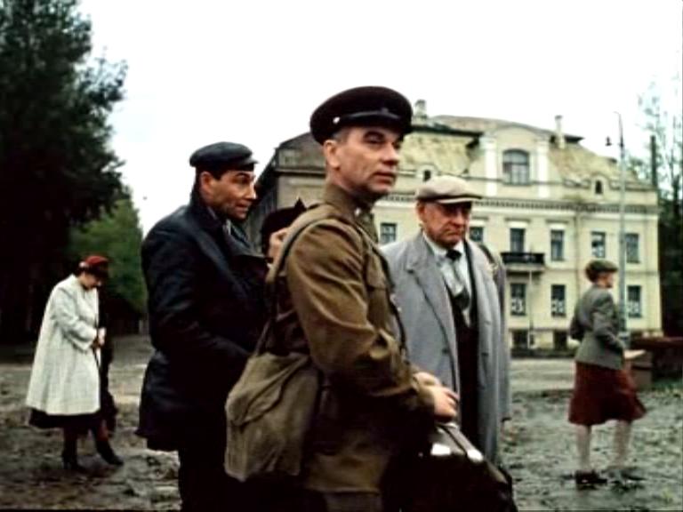 Кадры из Порох (1985)