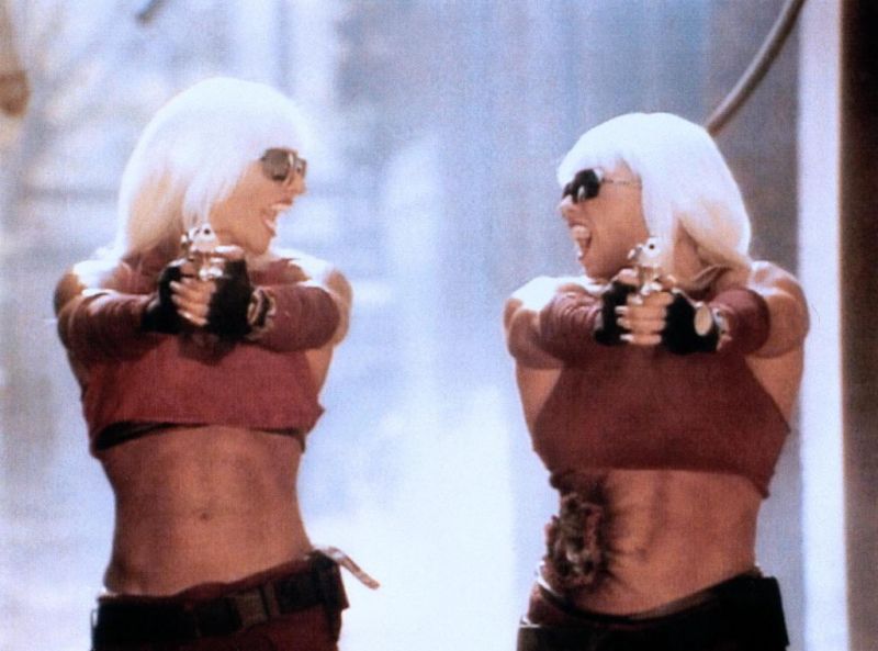 Кадры из Немезида 3: Провал во времени (1996)