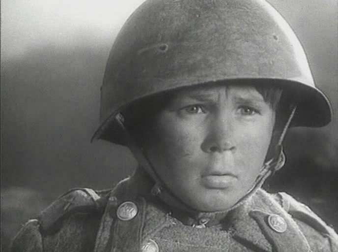Кадры из Сын полка (1946)