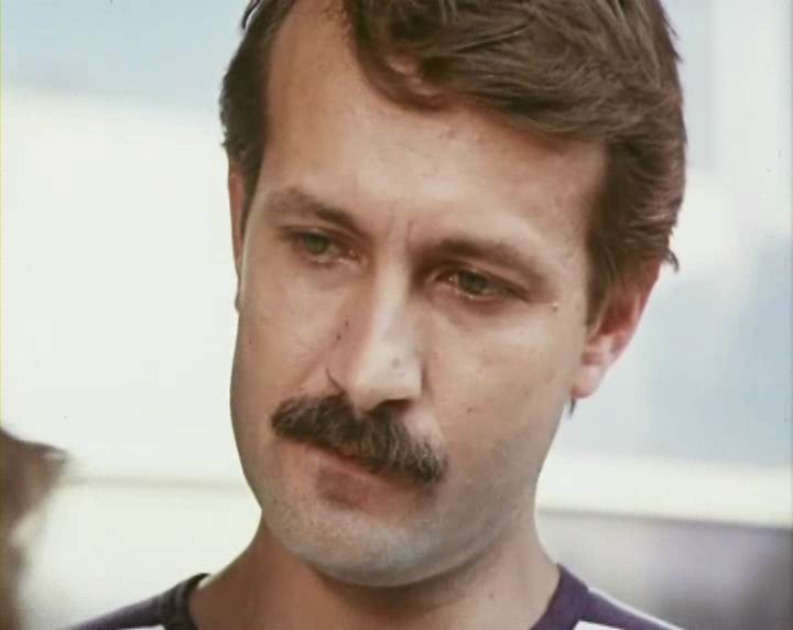 Кадры из Возьми меня с собой (1990)