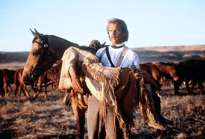 Кадры из Танцующий с волками (1990)