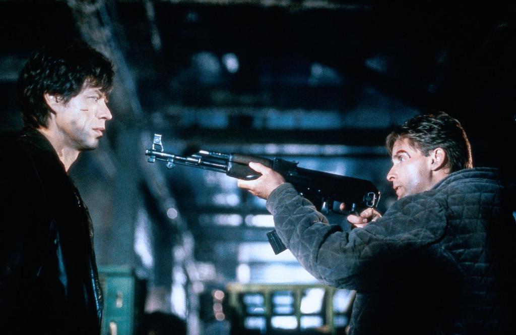 Кадры из Корпорация «Бессмертие» (1992)