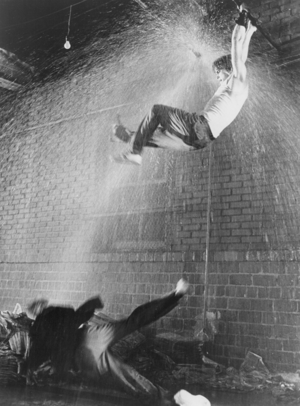 Кадры из Бойцовая рыбка (1983)