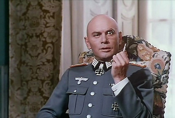 Кадры из Тройной крест (1966)