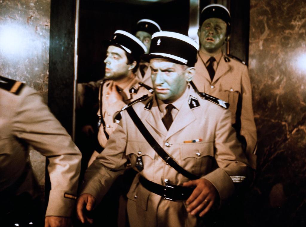 Кадры из Жандарм в Нью-Йорке (1965)