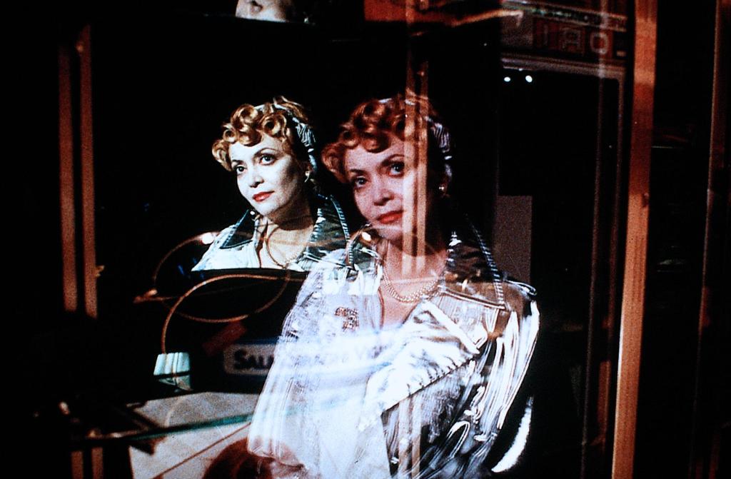 Кадры из Голос луны (1990)