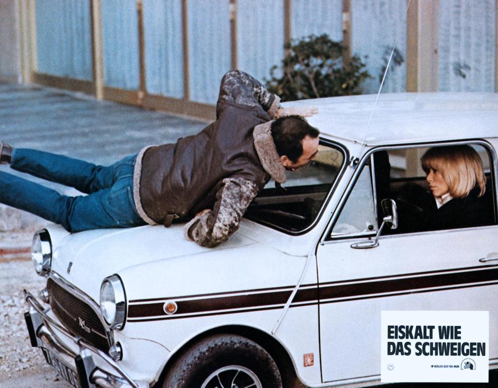 Кадры из Ледяная грудь (1974)