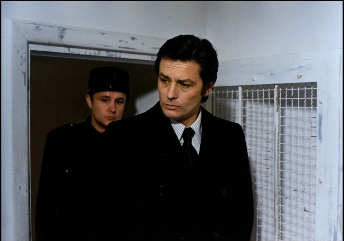 Кадры из Ледяная грудь (1974)