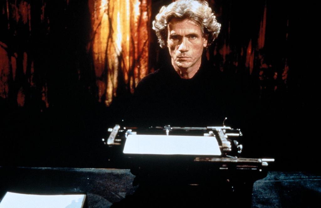 Кадры из В пасти безумия (1994)