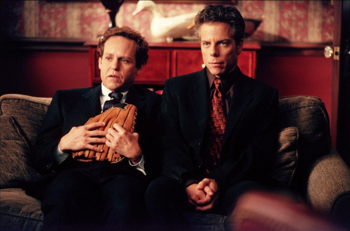 Кадры из Элли МакБил (1997)