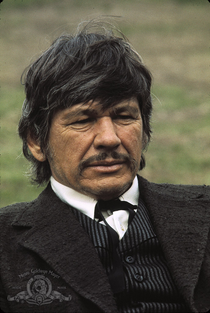 Кадры из Перевал Брейкхарт (1975)