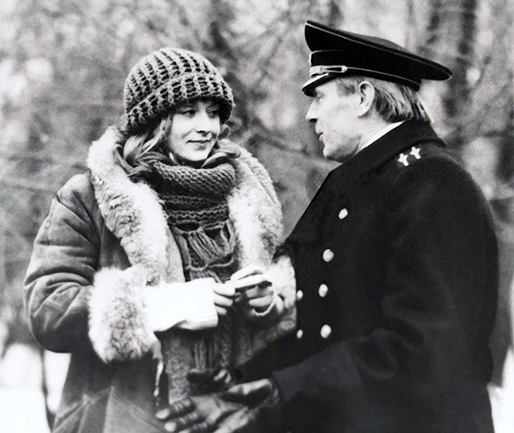 Кадры из Давай поженимся (1982)