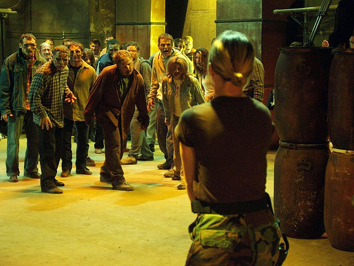 Кадры из День мертвецов (2008)