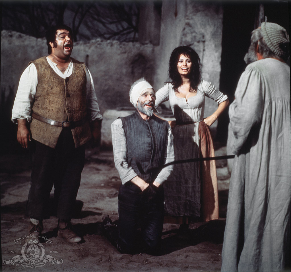 Кадры из Человек из Ла Манчи (1972)