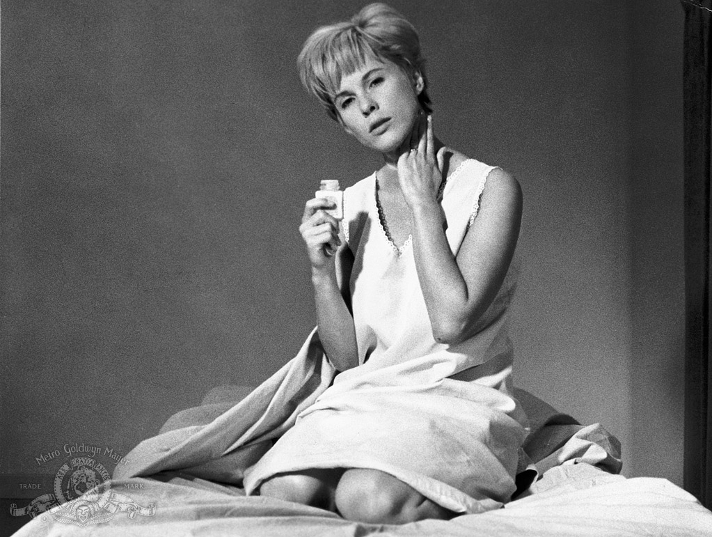 Кадры из Персона (1966)