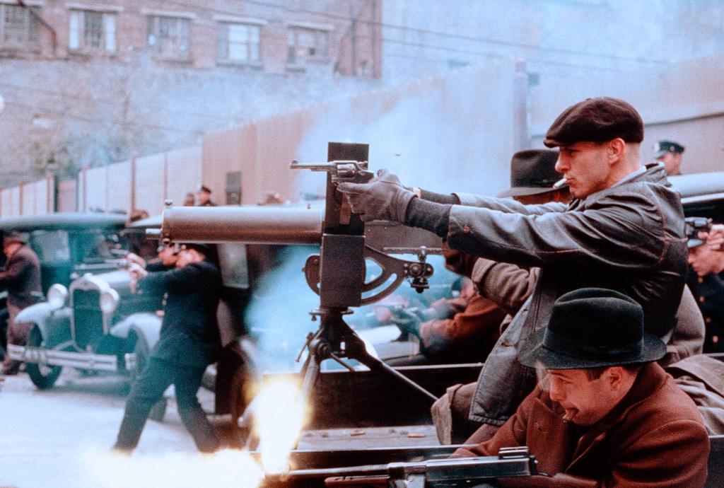 Кадры из Перекресток Миллера (1990)