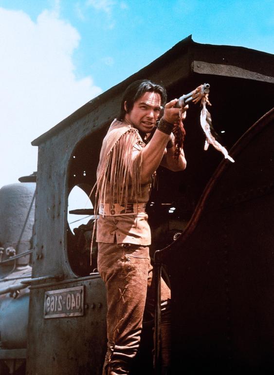 Кадры из Навахо Джо (1966)