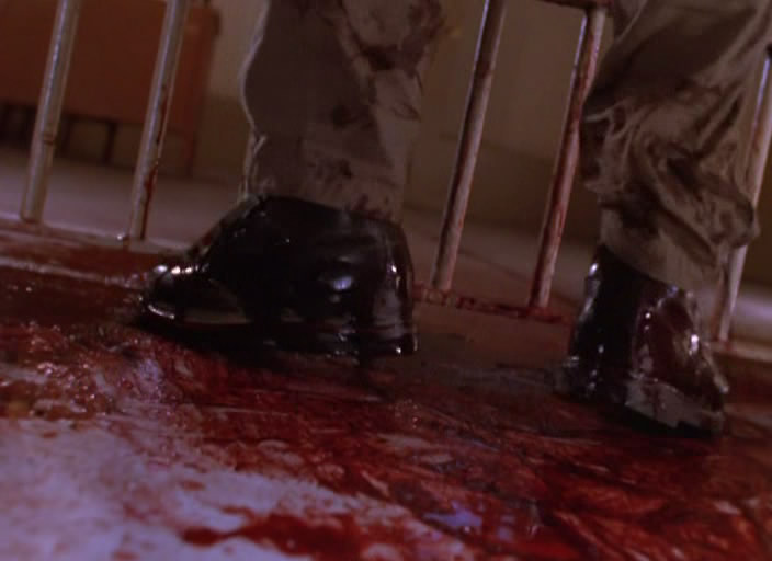 Кадры из Исполнитель желаний 2: Зло бессмертно (1999)
