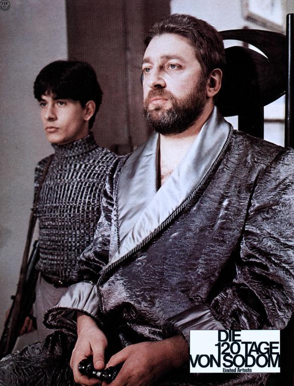 Кадры из Сало, или 120 дней Содома (1975)