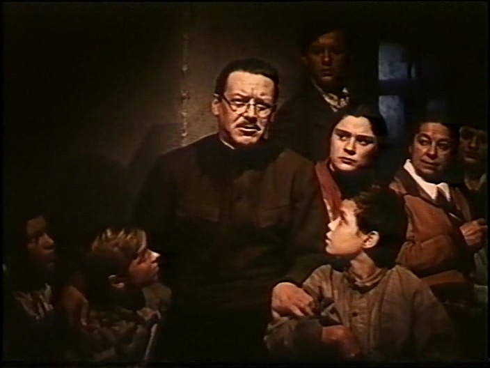 Кадры из Педагогическая поэма (1955)