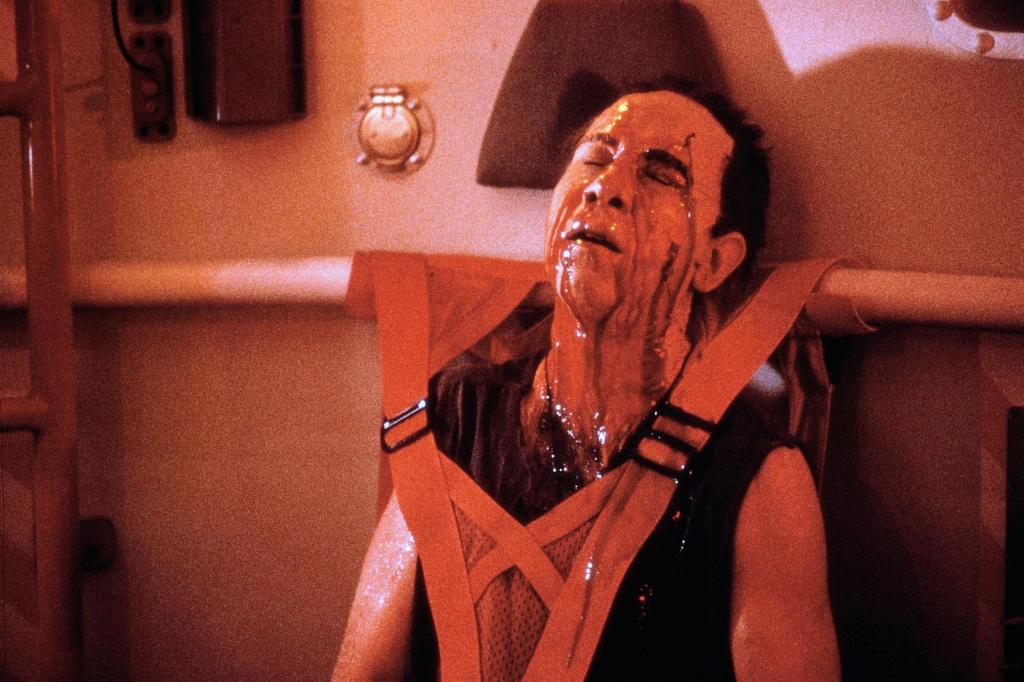 Кадры из Глубоководная звезда шесть (1989)