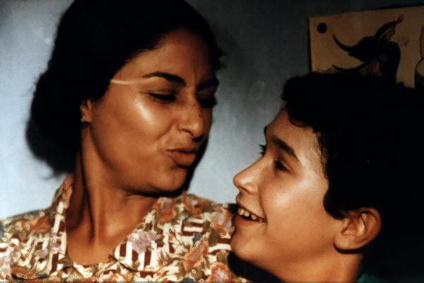 Кадры из Мальчик на крыше (1990)