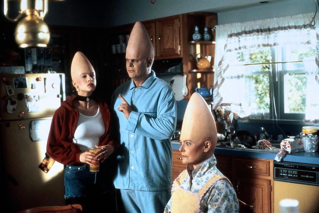 Кадры из Яйцеголовые (1993)