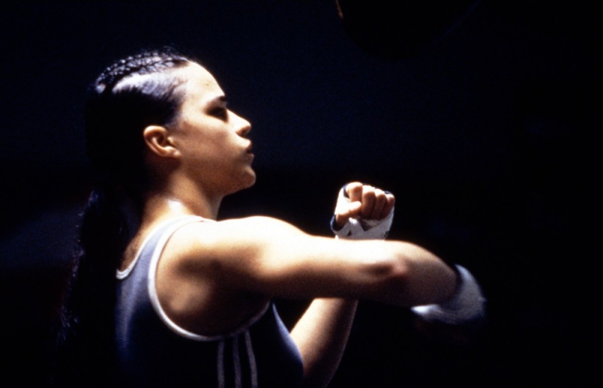 Кадры из Женский бой (2000)
