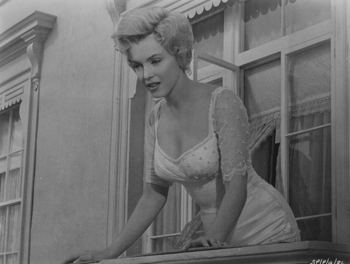 Кадры из Принц и танцовщица (1957)