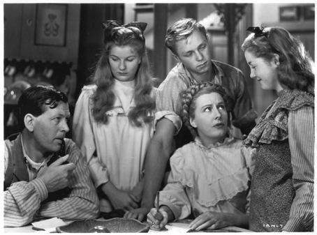 Кадры из Я помню маму (1948)