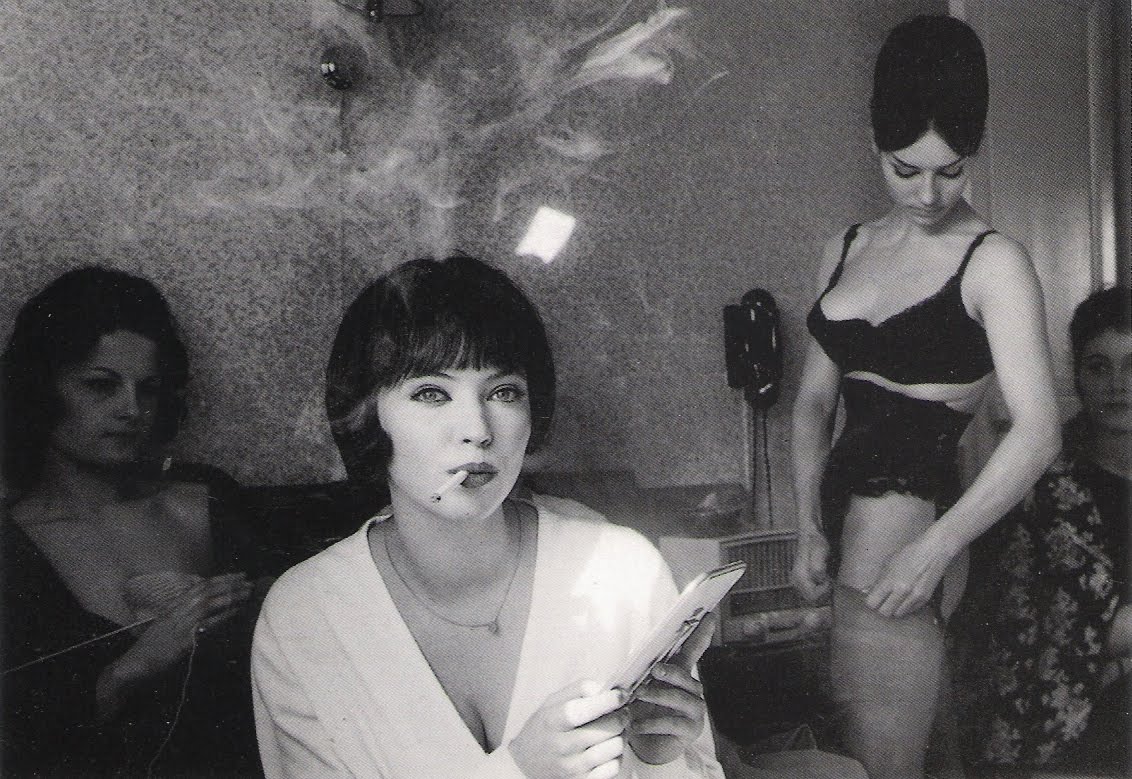 Кадры из Жить своей жизнью (1962)