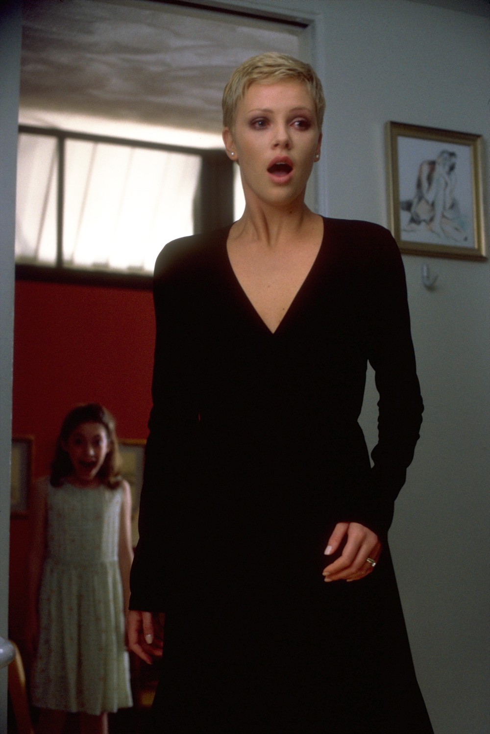 Кадры из Жена астронавта (1999)