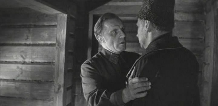Кадры из Живые и мертвые (1964)