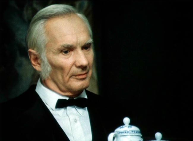 Кадры из Чисто английское убийство (1974)