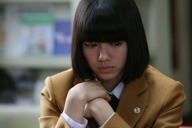 Кадры из Урок зла (2012)