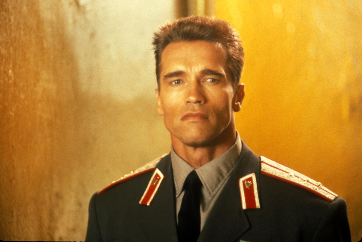 Кадры из Красная жара (1988)