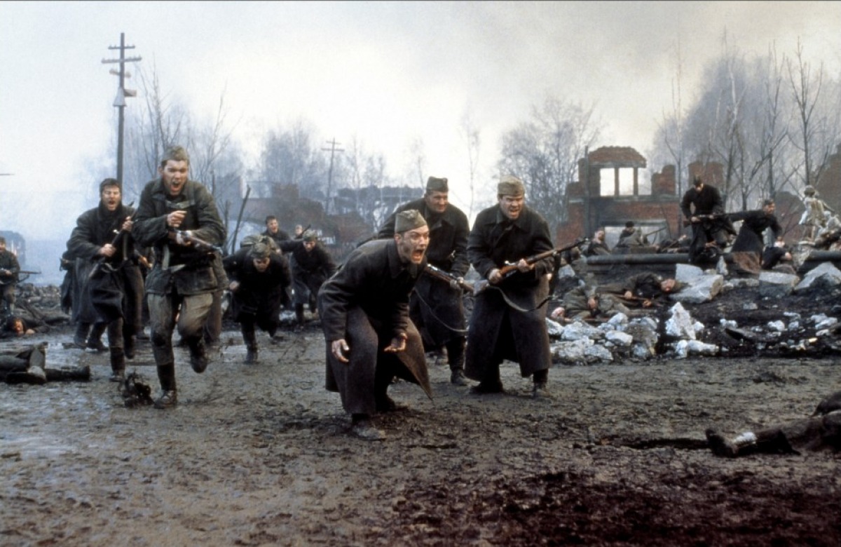 Кадры из Враг у ворот (2001)