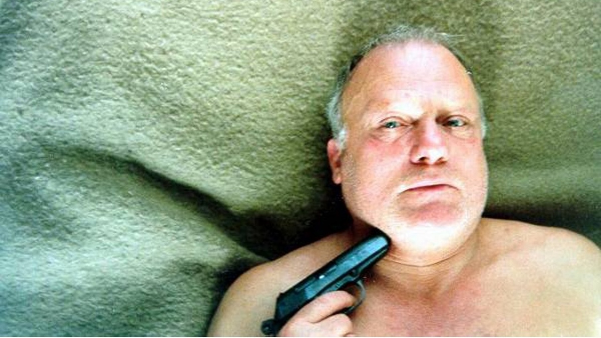 Кадры из Один против всех (1998)