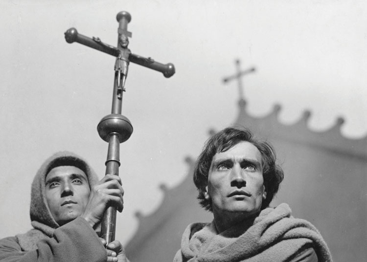 Кадры из Страсти Жанны д`Арк (1928)