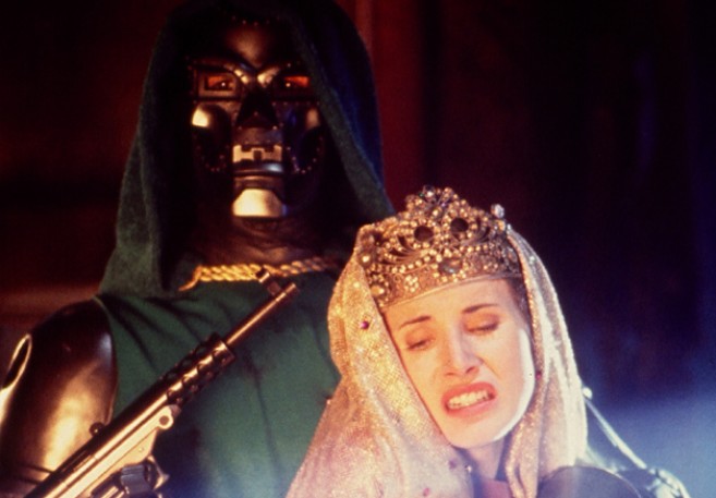 Кадры из Фантастическая четверка (1994)