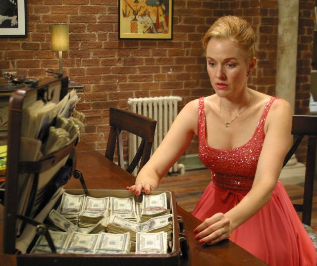 Кадры из Безумные деньги (2006)