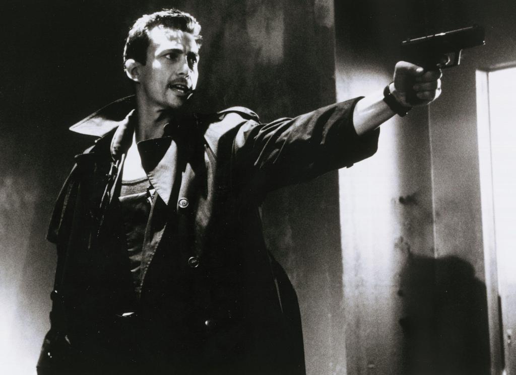 Кадры из Один против якудза (1997)