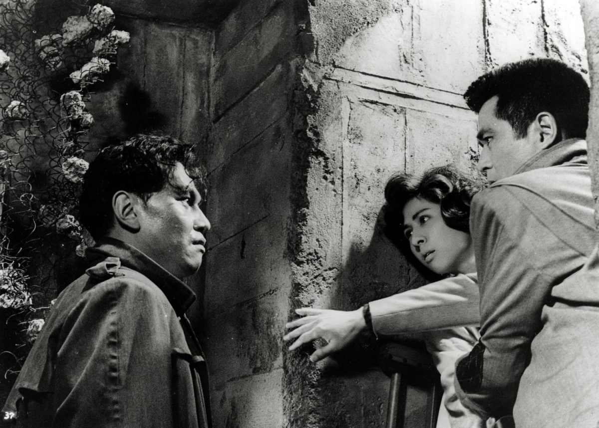 Кадры из Плохие спят спокойно (1960)