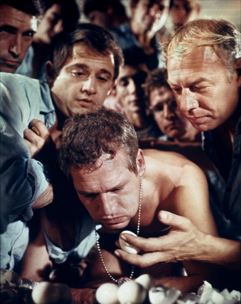 Кадры из Хладнокровный Люк (1967)